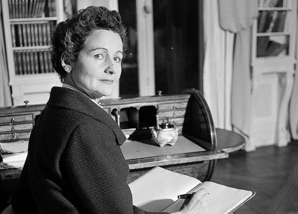 Иллюстрация к книге — Представьте 6 девочек [i_030.jpg]