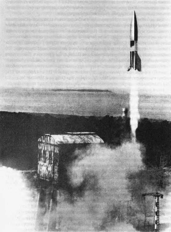 Иллюстрация к книге — История космического соперничества СССР и США [i_005.jpg]