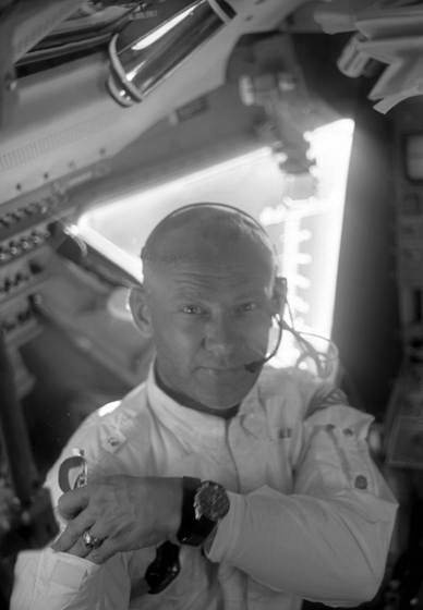 Иллюстрация к книге — История космического соперничества СССР и США [i_062.jpg]