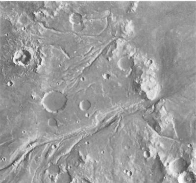 Иллюстрация к книге — Мистерия Марса [i_013.jpg]