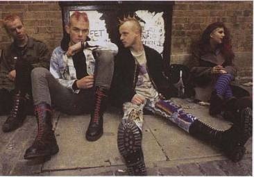 Иллюстрация к книге — Голый мужчина [doc2fb_image_02000040.jpg]