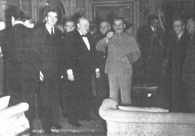 Иллюстрация к книге — Клим Ворошилов. Первый Маршал страны Советов. Друг Сталина, враг Хрущева [i_021.jpg]