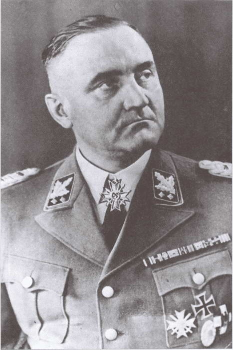 Иллюстрация к книге — Охотники за партизанами. Бригада Дирлевангера [i_029.jpg]