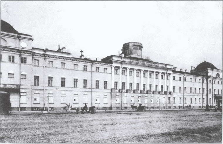 Иллюстрация к книге — Адмиралы Бутаковы - флотская слава России [i_003.jpg]