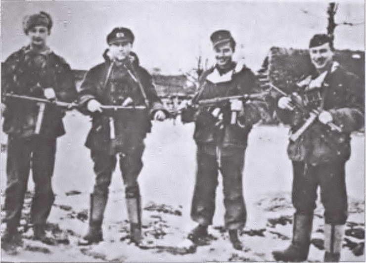 Иллюстрация к книге — Французский легион на службе Гитлеру. 1941-1944 гг. [i_046.jpg]