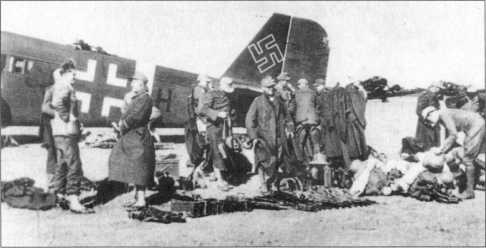 Иллюстрация к книге — Wehrmacht. Сухопутные войска III Рейха [i_086.jpg]