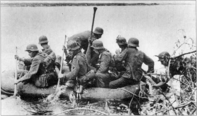 Иллюстрация к книге — Wehrmacht. Сухопутные войска III Рейха [i_088.jpg]