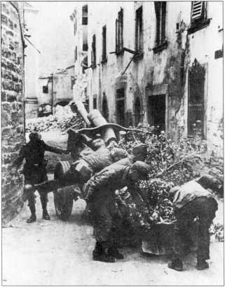 Иллюстрация к книге — Wehrmacht. Сухопутные войска III Рейха [i_212.jpg]