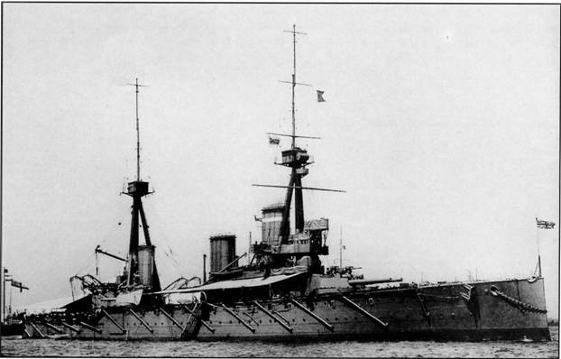 Иллюстрация к книге — Линкоры Британской империи. Часть 6. Огневая мощь и скорость [pic_63.jpg]