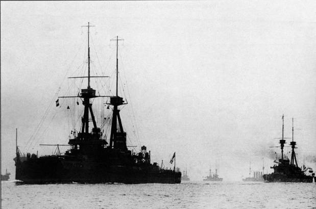 Иллюстрация к книге — Линкоры Британской империи. Часть 6. Огневая мощь и скорость [pic_67.jpg]