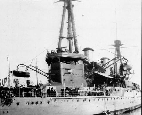 Иллюстрация к книге — Линкоры Британской империи. Часть 6. Огневая мощь и скорость [pic_82.jpg]