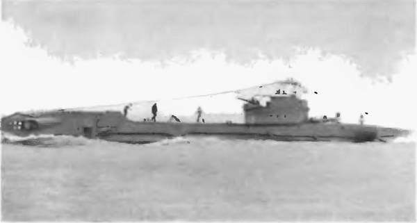 Иллюстрация к книге — Безмолвная служба [i_025.jpg]