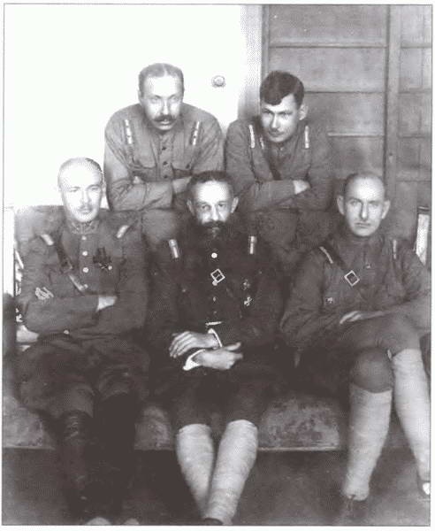 Иллюстрация к книге — В боях за Поднебесную. Русский след в Китае [i_032.jpg]