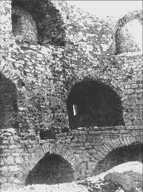 Иллюстрация к книге — Русские крепости и осадная техника VIII-XVII вв. [i_049.jpg]