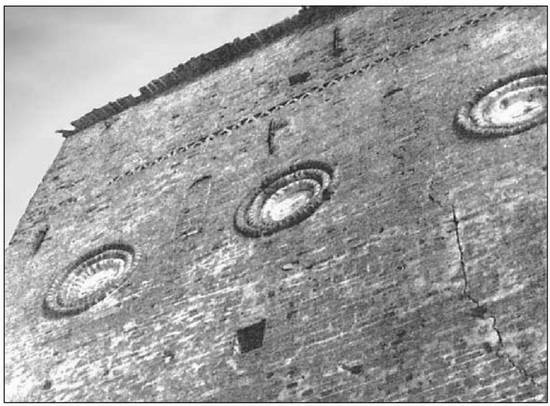 Иллюстрация к книге — Русские крепости и осадная техника VIII-XVII вв. [i_072.jpg]