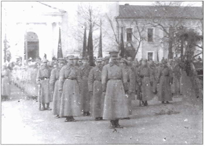 Иллюстрация к книге — На Днепровском рубеже. Тайна гибели генерала Петровского [i_029.jpg]