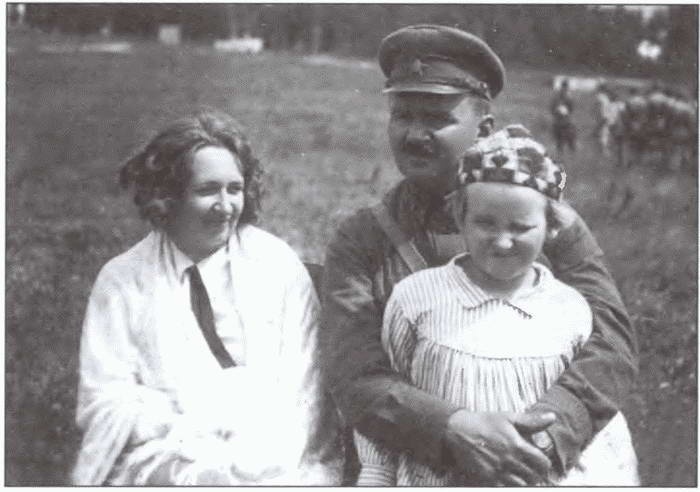 Иллюстрация к книге — На Днепровском рубеже. Тайна гибели генерала Петровского [i_036.jpg]