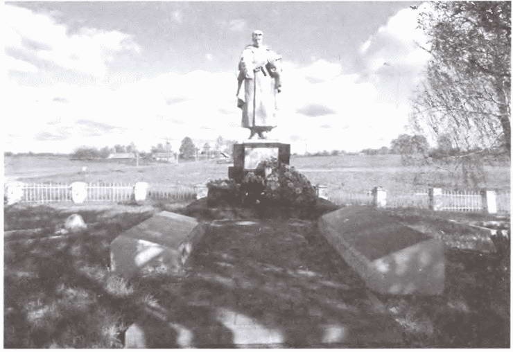 Иллюстрация к книге — На Днепровском рубеже. Тайна гибели генерала Петровского [i_051.jpg]