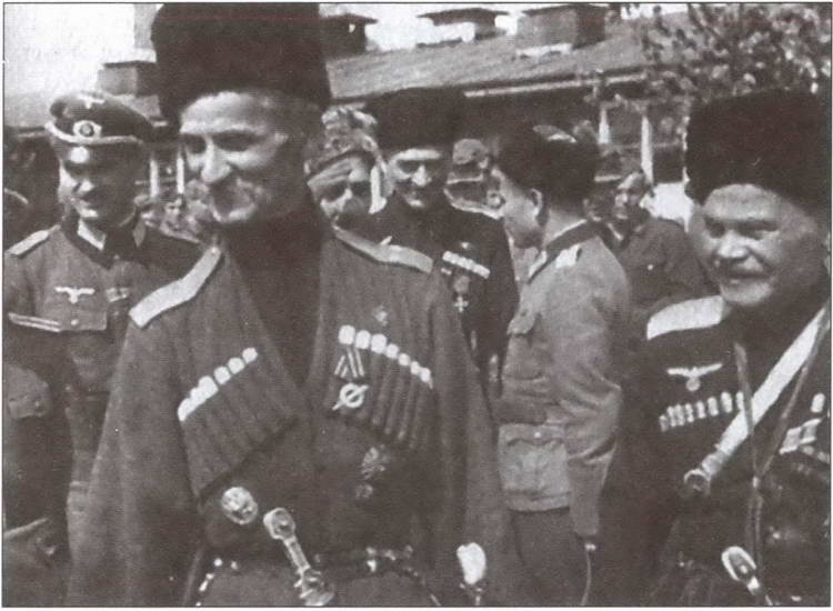 Иллюстрация к книге — По обе стороны правды. Власовское движение и отечественная коллаборация [i_029.jpg]