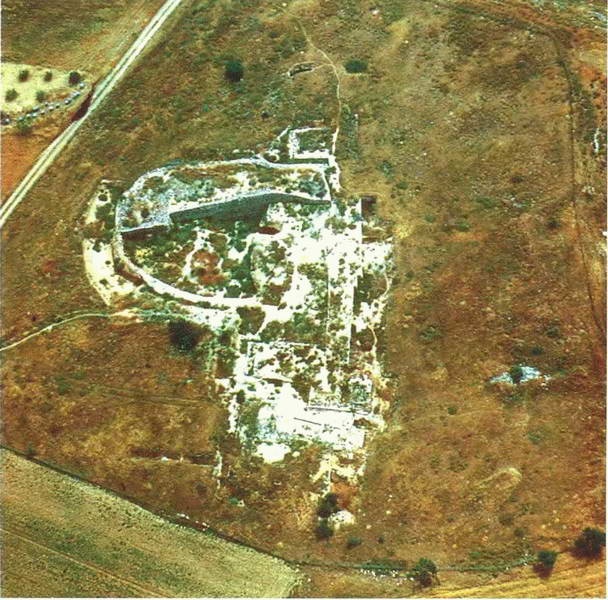 Иллюстрация к книге — Искусство осады. Знаменитые штурмы и осады античности [i_016.jpg]