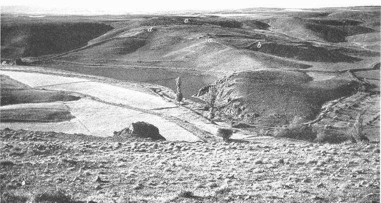 Иллюстрация к книге — Искусство осады. Знаменитые штурмы и осады античности [i_090.jpg]