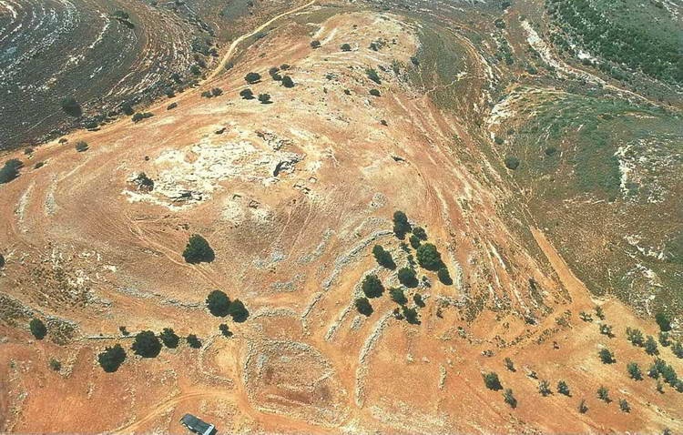 Иллюстрация к книге — Искусство осады. Знаменитые штурмы и осады античности [i_122.jpg]