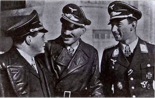 Иллюстрация к книге — Воздушная война над СССР. 1941 [i_046.jpg]