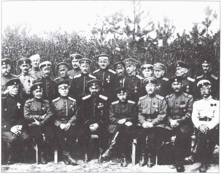 Иллюстрация к книге — Спецслужбы Белого движения. 1918-1922. Разведка [i_007.jpg]