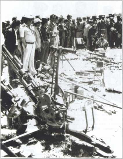 Иллюстрация к книге — "Каскад" и "Омега" [image144.jpg]