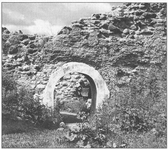 Иллюстрация к книге — Твердыни России. От Новгорода до Порт-Артура [i_003.jpg]