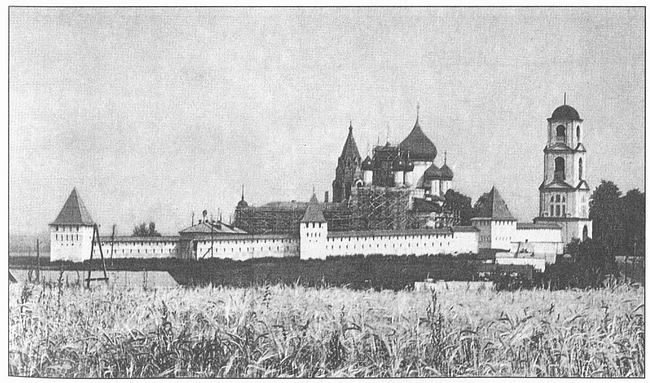 Иллюстрация к книге — Твердыни России. От Новгорода до Порт-Артура [i_010.jpg]