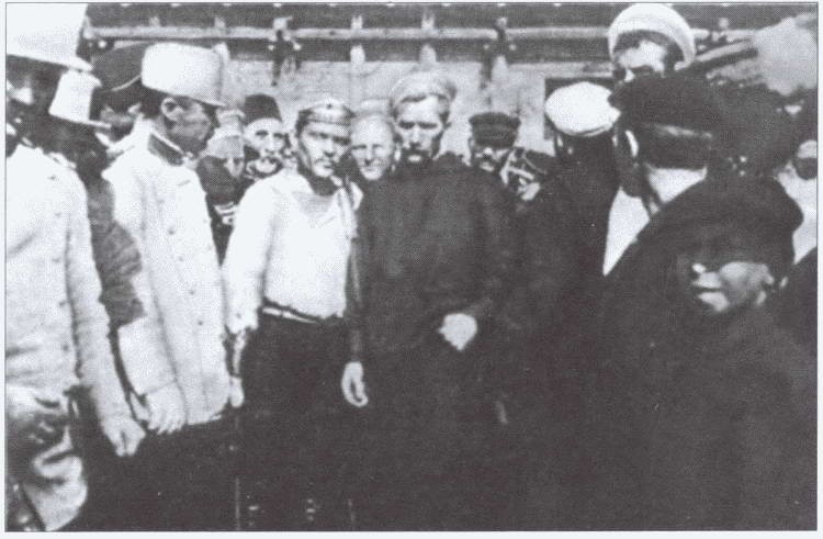 Иллюстрация к книге — Мятеж броненосца "Князь Потемкин-Таврический". Правда и вымысел [i_017.jpg]