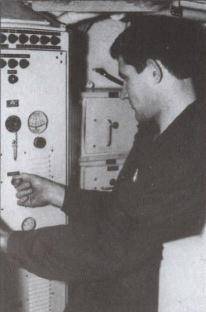 Иллюстрация к книге — "Спасите наши души!". Неизвестные страницы истории советского ВМФ [imge808.jpg]