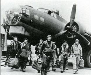 Иллюстрация к книге — Бомбардировщики союзников 1939-1945. Справочник-определитель самолетов [pic_207.jpg]