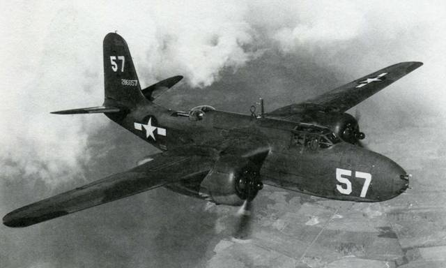 Иллюстрация к книге — Бомбардировщики союзников 1939-1945. Справочник-определитель самолетов [pic_224.jpg]