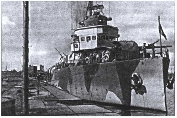 Иллюстрация к книге — Балтийский флот в битве за Ленинград 1941 г. [i_008.jpg]