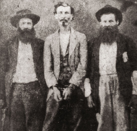 Иллюстрация к книге — Стрелки Дикого Запада. Шерифы, бандиты, ковбои, ганфайтеры [i_114.jpg]