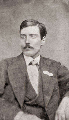 Иллюстрация к книге — Стрелки Дикого Запада. Шерифы, бандиты, ковбои, ганфайтеры [i_122.jpg]