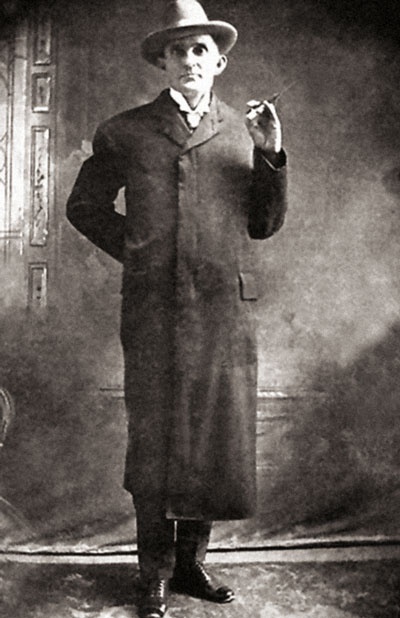 Иллюстрация к книге — Стрелки Дикого Запада. Шерифы, бандиты, ковбои, ганфайтеры [i_206.jpg]