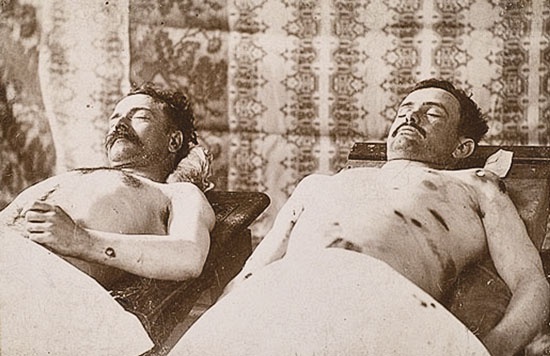 Иллюстрация к книге — Стрелки Дикого Запада. Шерифы, бандиты, ковбои, ганфайтеры [i_246.jpg]