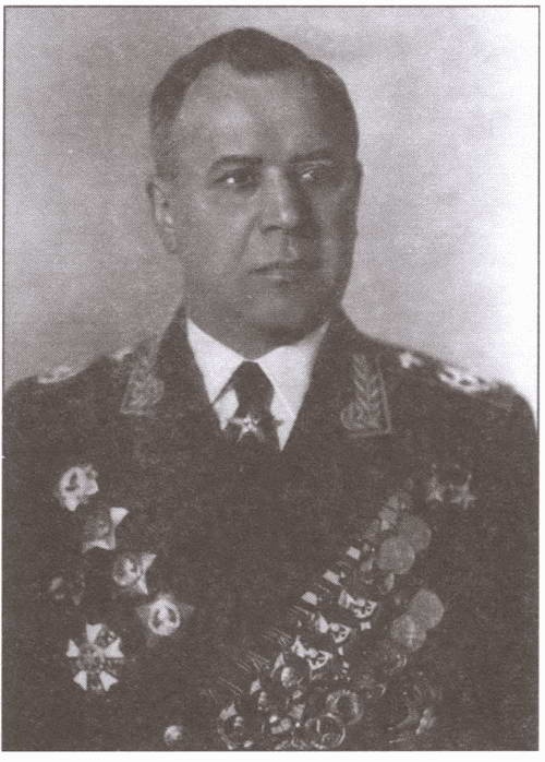 Иллюстрация к книге — Штрафники Великой Отечественной. В жизни и на экране [i_033.jpg]