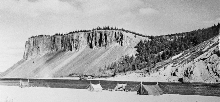 Иллюстрация к книге — Тайны Марса [i_035.jpg]