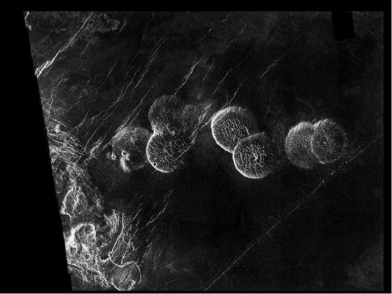 Иллюстрация к книге — Солнечная система [img10.jpg]