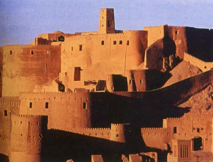 Иллюстрация к книге — Следы в пустыне [i_016.jpg]