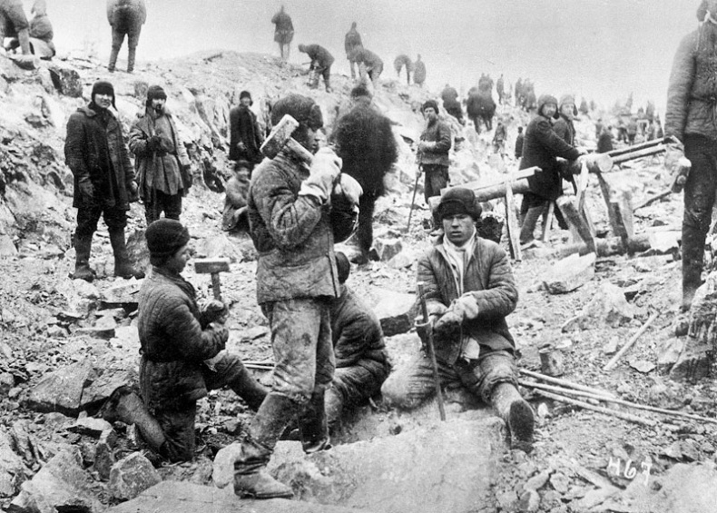 Иллюстрация к книге — ГУЛАГ [i_027.jpg]