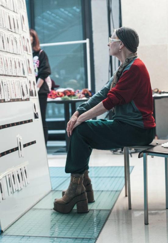 Иллюстрация к книге — Вивьен Вествуд [i_002.jpg]