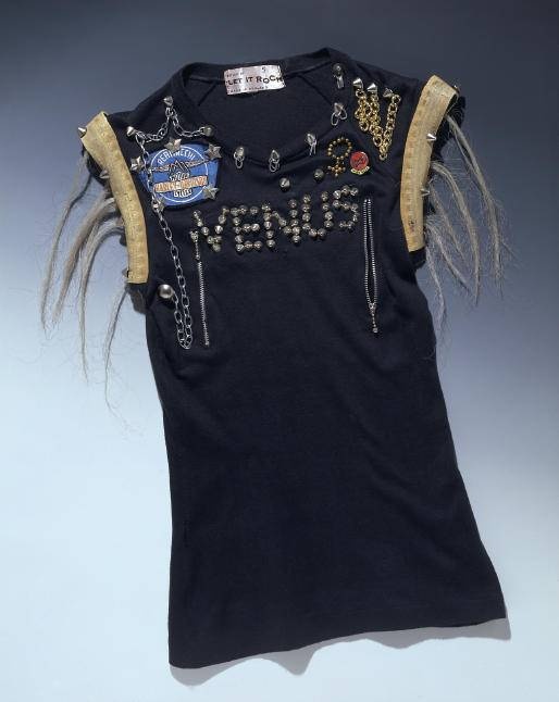 Иллюстрация к книге — Вивьен Вествуд [i_035.jpg]