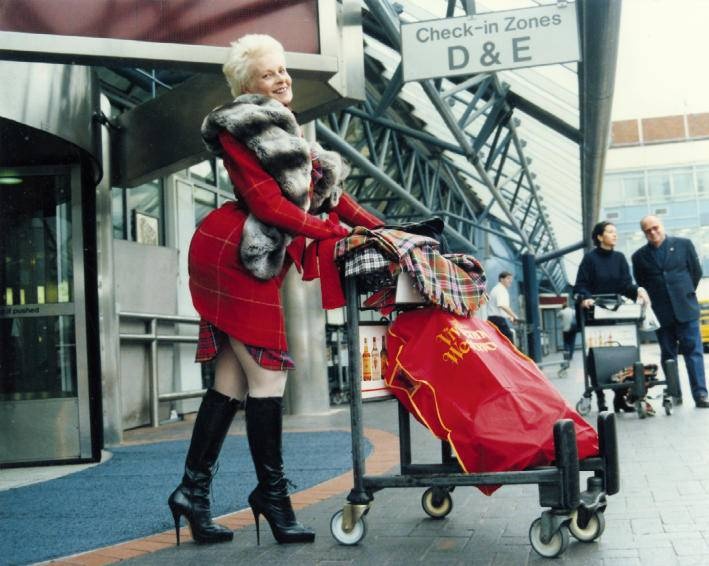 Иллюстрация к книге — Вивьен Вествуд [i_072.jpg]