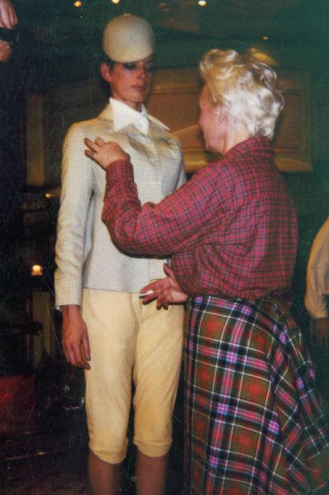 Иллюстрация к книге — Вивьен Вествуд [i_082.jpg]