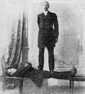 Иллюстрация к книге — Искусство лежать. Руководство по горизонтальному образу жизни [_06.jpg]